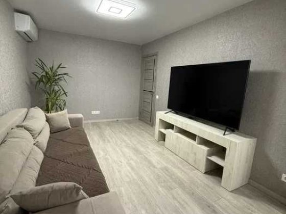 3-кімнатна квартира з видом на р. Дніпро, можливий обмін Черкассы