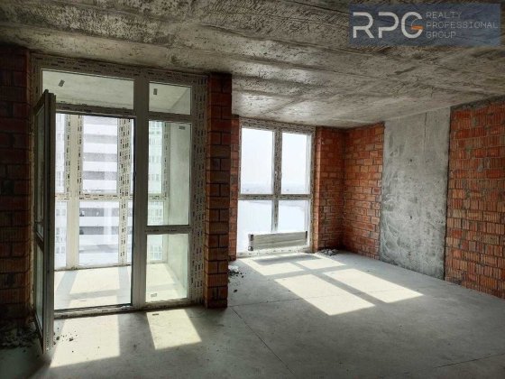 Продається велика 1-кімнатна квартира в ЖК "Русанівська Гавань Київ