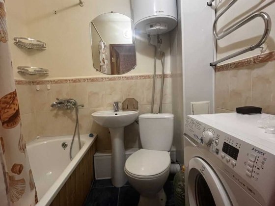 Продам 1 ком квартиру ,ул.Гули Королевой, (район пр. Калнышевского). Дніпро