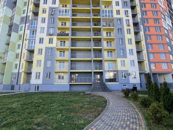 Продається велика 3 кім квартира Крошня Житомир