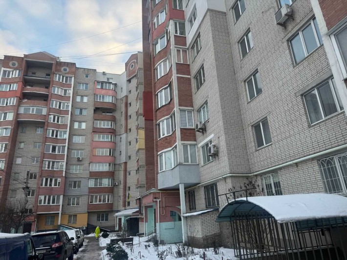 Продаж 1 кімнатної квартири з ремонтом - фото 1