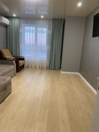 Шикарна квартира 1 к ЖК Домбровський - фото 1