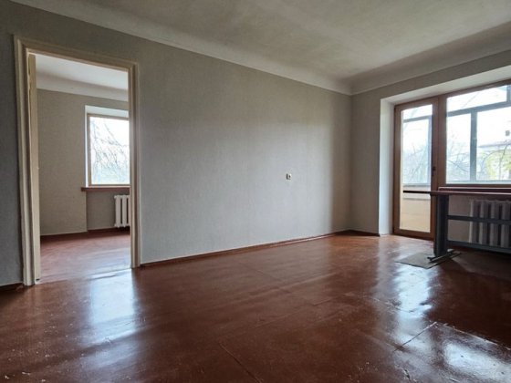 Продам под Сертификат 2к на Нагорке Дніпро