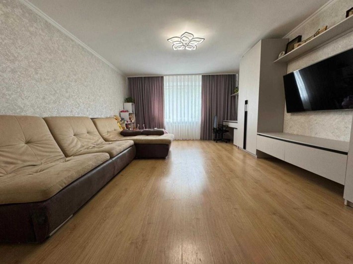 Продаж 2-кімнатної квартири на Ближньому Замості - фото 1