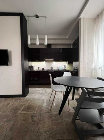 Продам 3к квартиру с газ. автономкой. Новострой, Победа - фото 1