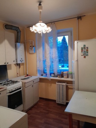 Продам 1 к. на пр.Поля ост. Юность
на пр. О.Поля, район ,,Юности,, - фото 1