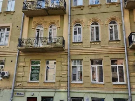 2к квартира, 84 кв. м., вул. Мала Житомирська, 7 Без комісії. English Киев