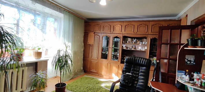 Продам двокімнатну квартиру.Центр.Кімнати роздільні.Цегляний будинок - фото 1