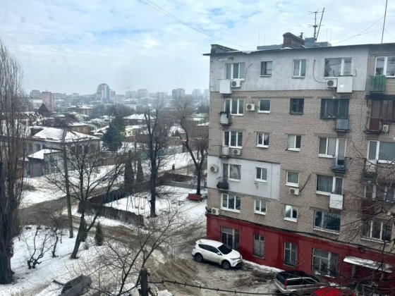 Продам 2кв. с гаражом центр Михаила Грушевского, бомбоубежище. Дніпро