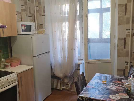 Продам 1к Красный Камень Коммунар гостинка Дніпро