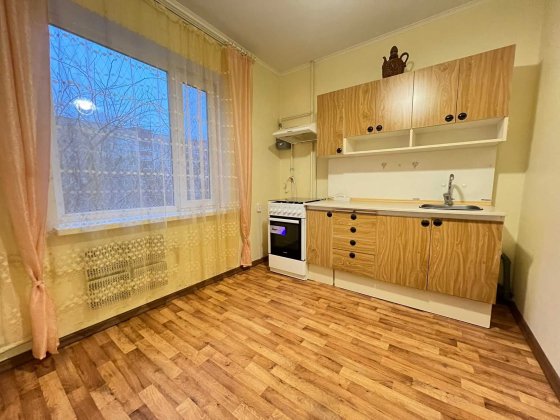 Продам велику 1 кімнатну квартиру ( чешка) на  ж/м Тополя -3 Дніпро