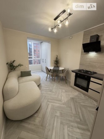 Продаж 1к.кв.з ремонтом в ЖК - фото 1