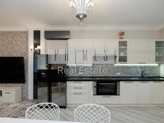 Продам квартиру 126 м2 6 поверх Коновальця Євгена 36в Печерськ Киев