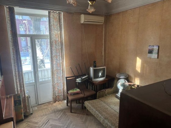 Дніпро Квартира 51 м.кв. Євгена Коновальця Днепр