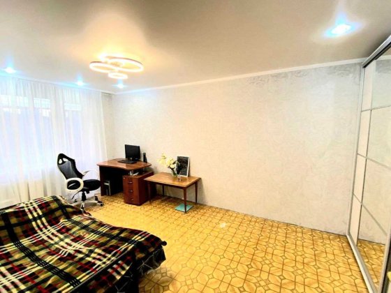 Продам 1к Парус Коммунар жилое состояние Днепр