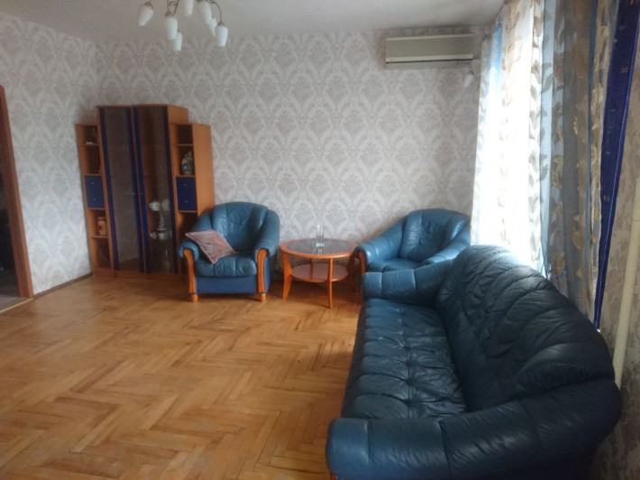 Продаж 3-х кім кв на Бородинському вул Товариська 70, 3 поверх - фото 1