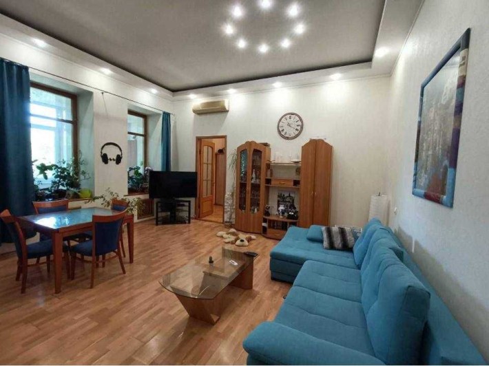 Продам 2 к (Староказацкая) СТАЛИНКУ 65м2  парк Глобы закрытый двор,газ - фото 1