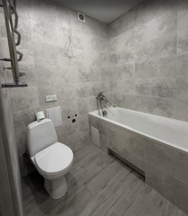 3 кім в цеглі КАП РЕМОНТ середній поверх ПОЛЯ (КІРОВА) (719301) - фото 1