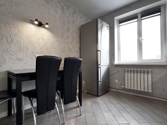 Укомплектована 2х кімнатна квартира з ремонтом Кропивницкий