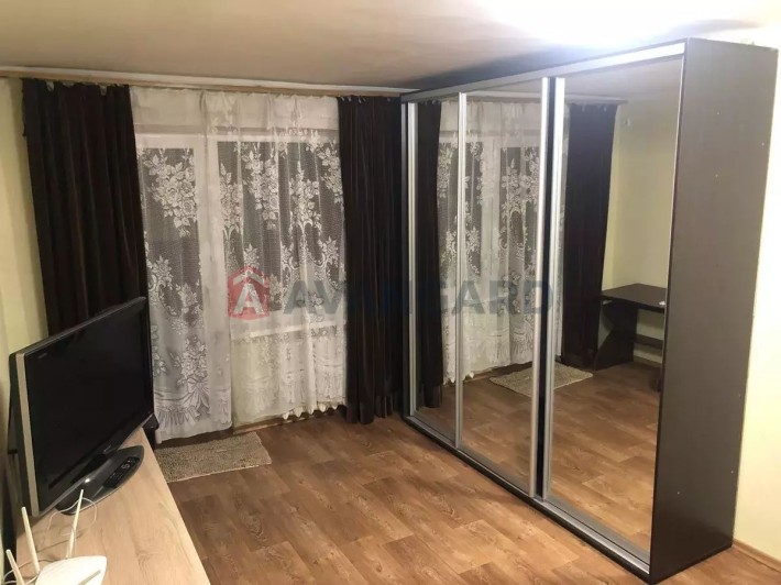 Безнал! Продам 1-х кімн, вул, Новокримська , р-н ТЦ Сільпо, поверх 4/5 - фото 1