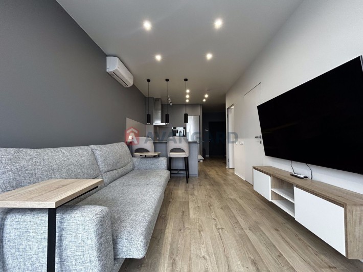 Продаж 1 кімнатна 47 м2 з преміальним ремонтом та повною комплектацією - фото 1