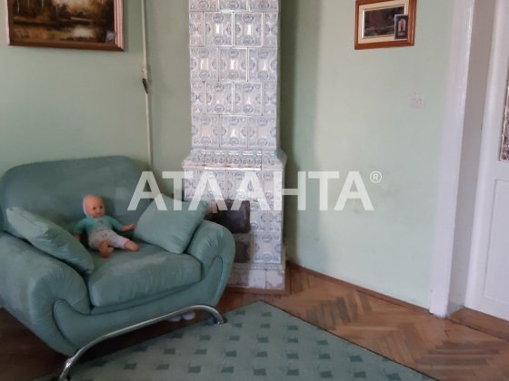 Продаж 4-кімнатної квартири на пл. Данила Галицького Львів