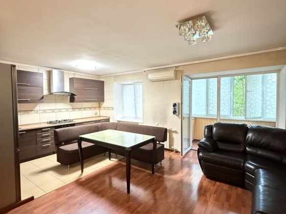 3 кімнатна,Центр,Дубовий гай,Леппіка 4 Запорожье