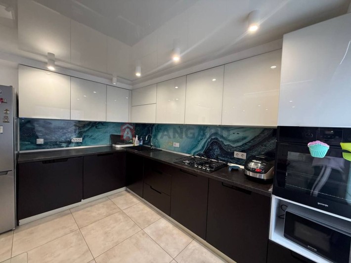 Бородинський 3-х квартира з ремонтом, 4 поверх - фото 1