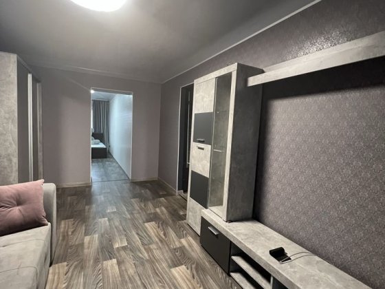 Продам 2 кімнатну кв ( район пять пять) Кропивницкий