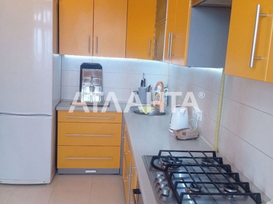 Продам двокімнатну квартиру з ремонтом і меблями  вул. Каховська, 27 Львов