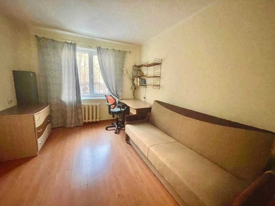 Продам 3-х комнатную квартиру ул. Калиновая. Дніпро