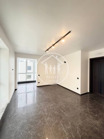 В продажу 2-х кім квартира в Шенгені з ремонтом - фото 1