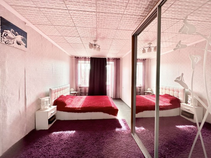 Продаж 2-кімнатної квартири по вул Миру - фото 1