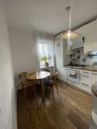 Продам 2-комн квартиру в районе Литейная ул. iq - фото 1