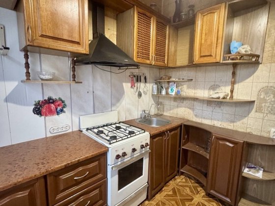 Продам 1 комнатную квартиру на Гагарина.  Телевизионная. Дніпро