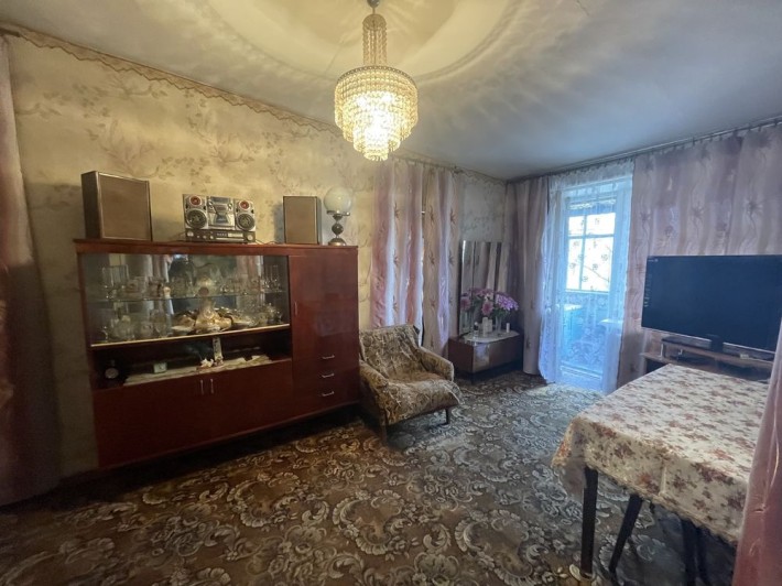 17000 у.о Продаж 3 кім кв вул Незалежноі Украіни 5/5 - фото 1