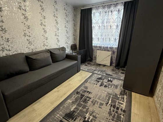 1к. гостинка , 101 мікрорайон , 3/9 пов з ремонтом ! Кропивницкий