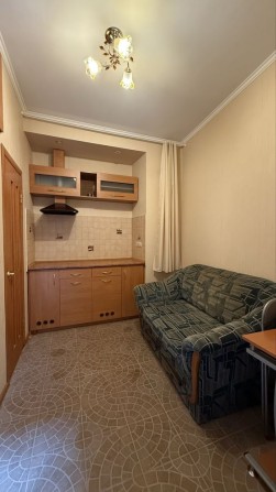 Продаж компактної квартири 9 м2 в самому центрі Львова - фото 1