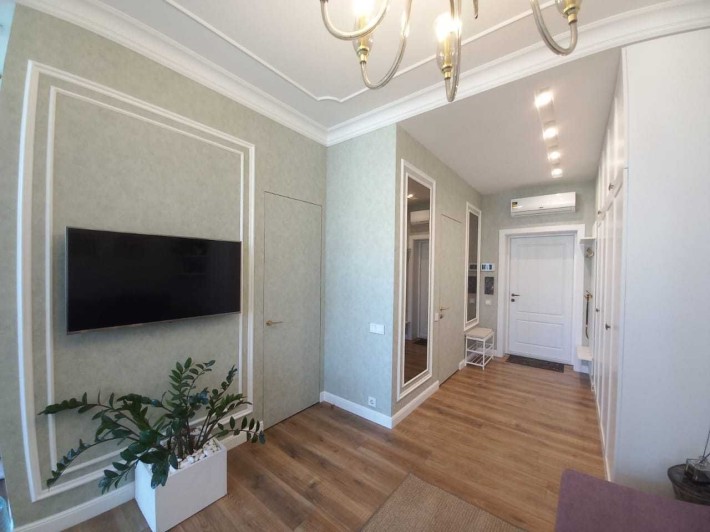 Продам квартиру в ЖК IQ house центр. Нагорка ул. В. Моссаковского - фото 1