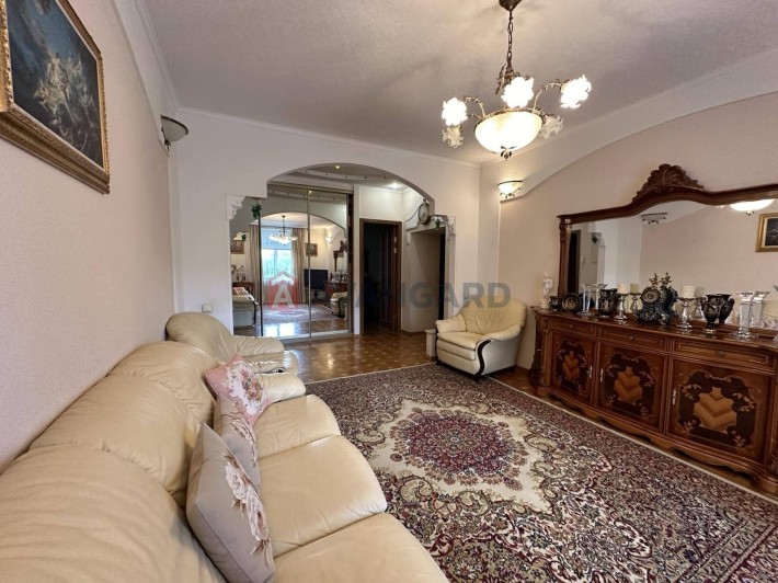 Продам 3х комн квартиру 61500$ - фото 1