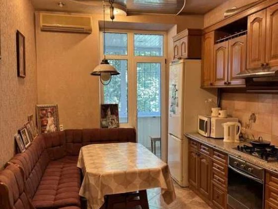 Продаж 3к квартири Робоча Робоча вул. 168 Днепр