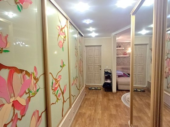 Продам 3-х комнатную " Чешку" на 4/9 в Корабельном районе / Кульбакино Николаев