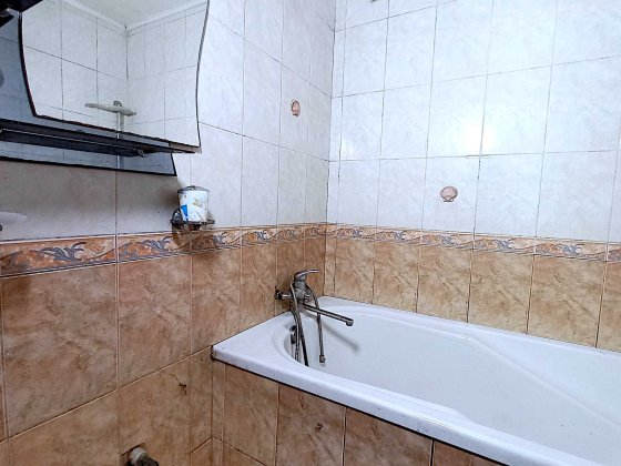 2к квартира ул. Победы, кирпичный дом, средний этаж, свет постоянно Запоріжжя