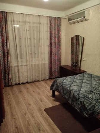 Продам 3-кім на Чарівній. Всі кімнати окремі. 4 поверх - фото 1