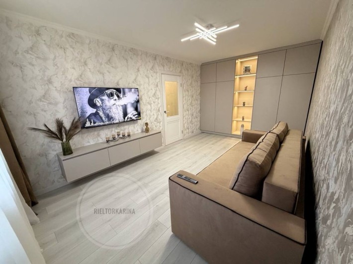 Продаж 1к квартири після кап.ремонту 3 Слобідська/Колодязна на 7 повер - фото 1