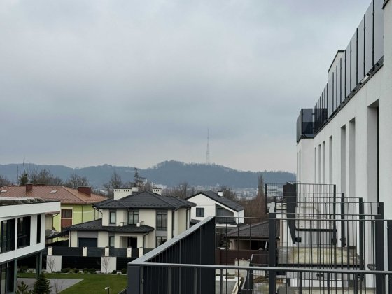 Продам 1 кімнатну квартиру в. Пилипа Орлика Жк Сайлент Парк Львов