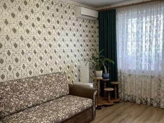 Простора 3-х кімнатна, не кутова, АГО,ОСББ  по вул.Державності(Жадова) Кропивницкий