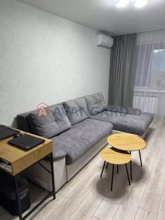 Продам 3 ком. квартиру ж.м.Победа-4, пр.Героев.   71м2 - фото 1