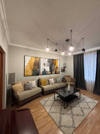 Продажа 3-х ком.квартиры в центре на Маяковского - фото 1