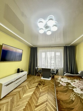 Продаж 3 кім. квартири по вул. Чорновола напроти Ашан - фото 1